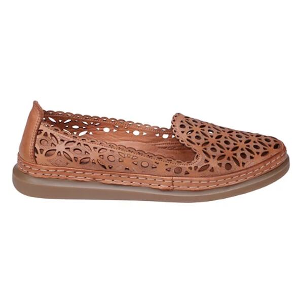 Cools Women's Tumi Perforated Leather Flats in Tan New Size 38 EU / 7.5 - Picture 3 of 8